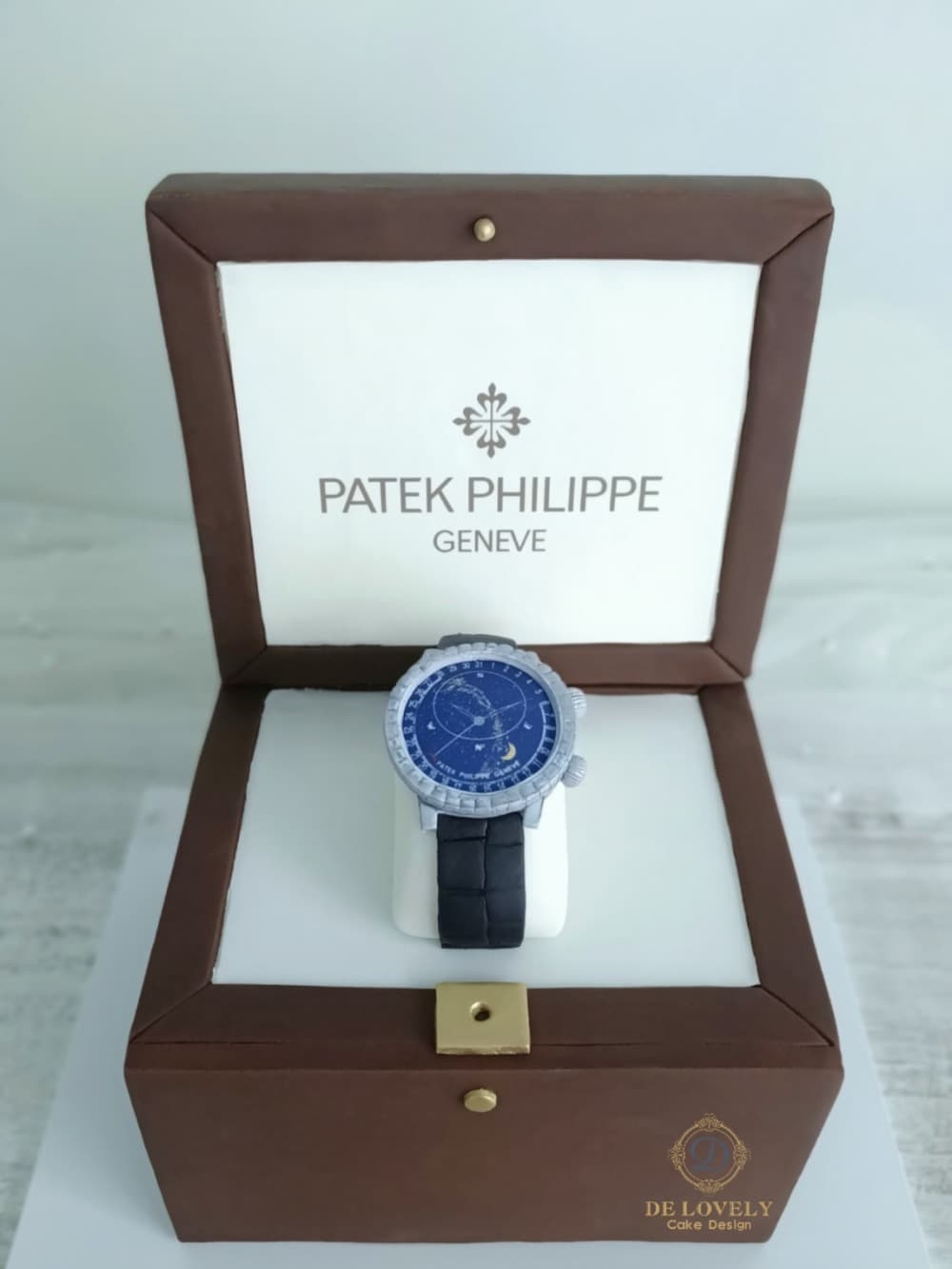 Patek Philippe - Designer Watch Cake (CID: 200100)